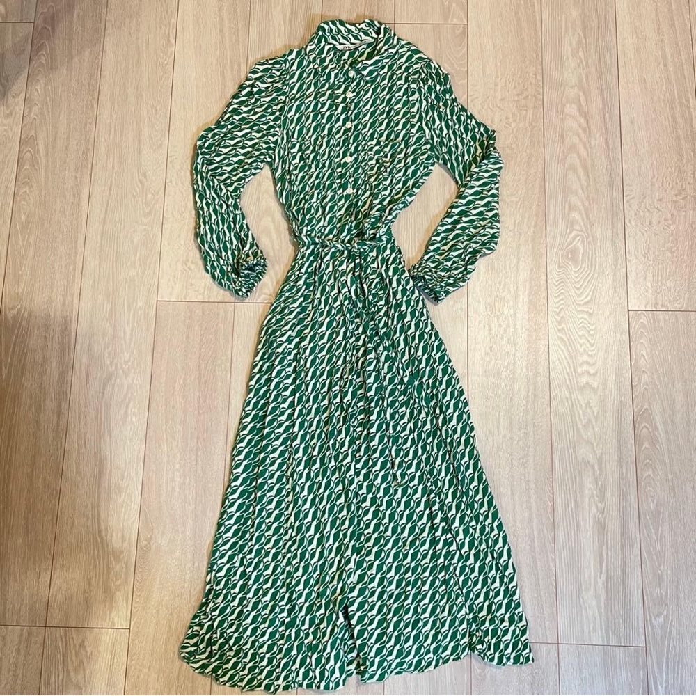 Zara vibrant green and cream colored geometric print midi dress - Picture 2 of 10